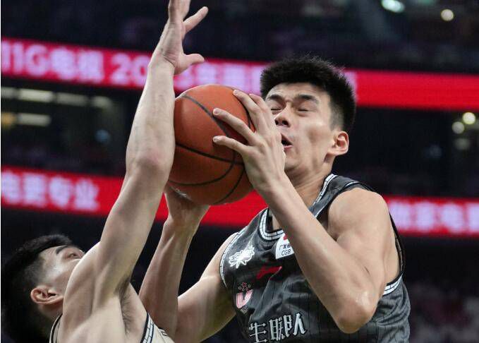 继父:贪图妈妈的男人
